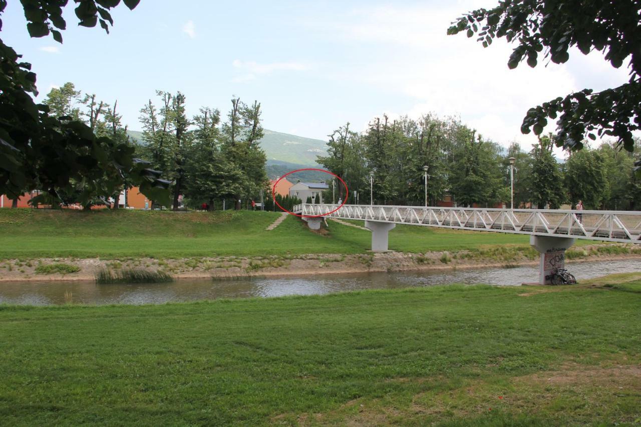 Apartman Kej Pirot Exterior photo
